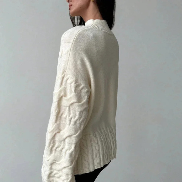 Apricot Casual Women's Color Twist Knit Warm Long Sleeve Sweater - Picture 4 of 6